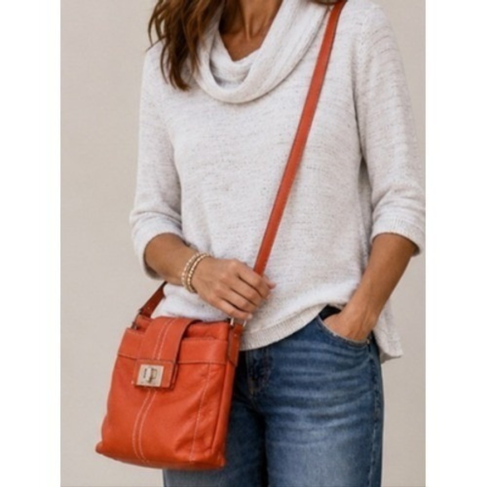 Tignanello Y2K Orange Crossbody Bag Genuine Leather Metal Hardware - Picture 3 of 11